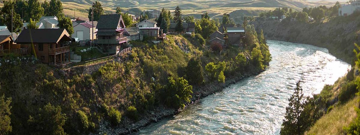 Grdiner along the Yellowstone River