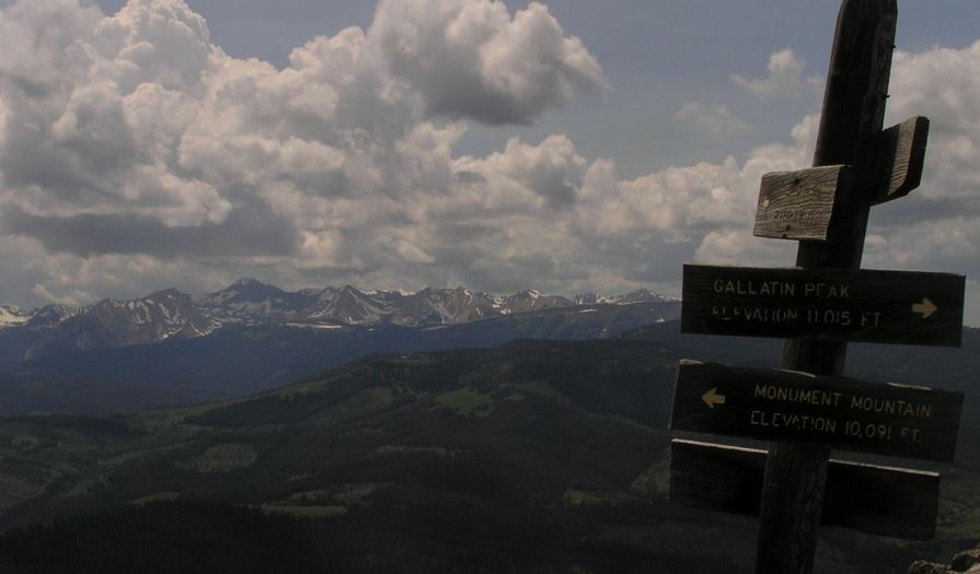 Hike to Cinnamon Mountain in Big Sky MT